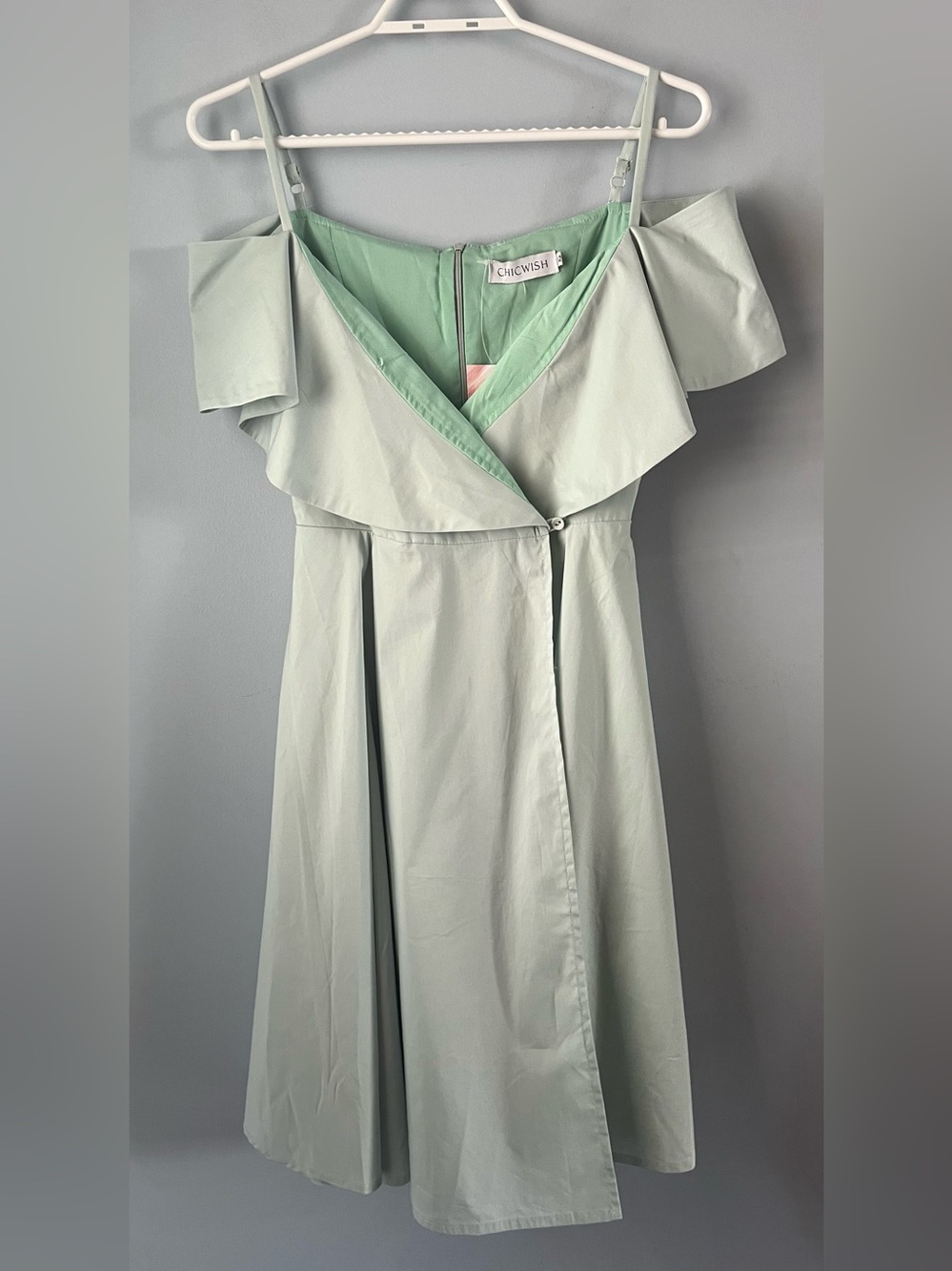 NWT Chicwish Pale Mint Off-Shoulder Ruffle A-Line Mini Dress Size XS - Picture 3 of 8